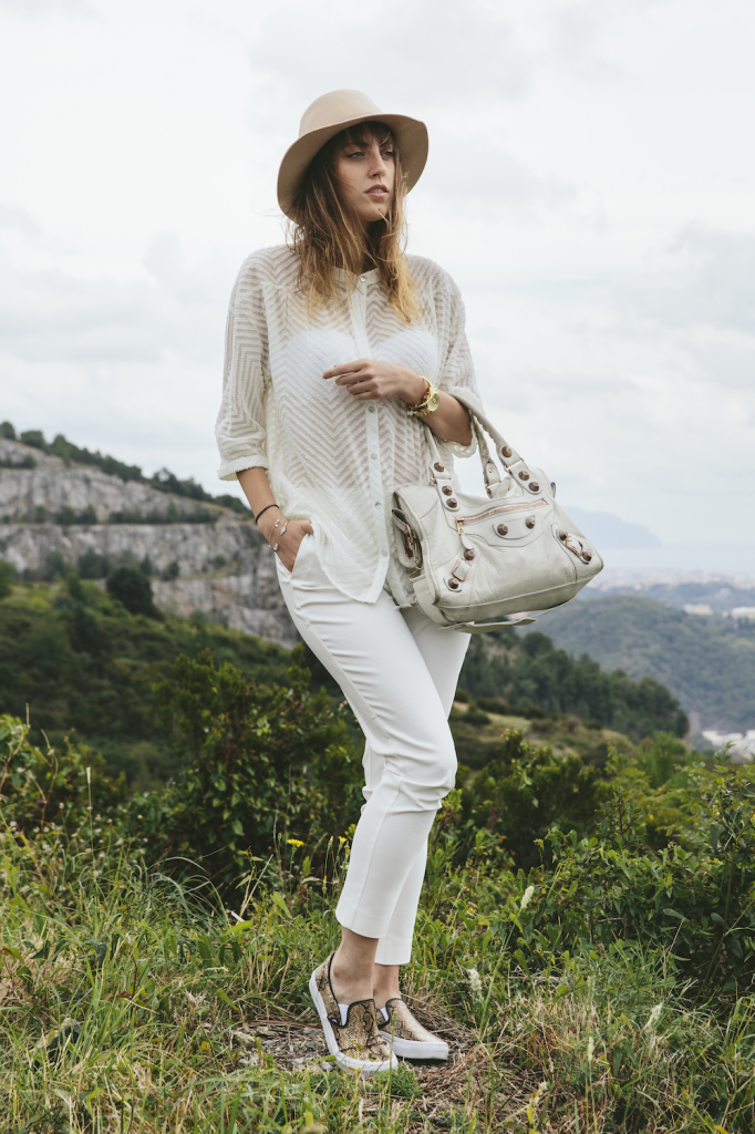 promod outfit - VFNO outfit - Tatiana Biggi - Tati loves pearls - total white outfit - Balenciaga outfit - blogger con Balenciaga