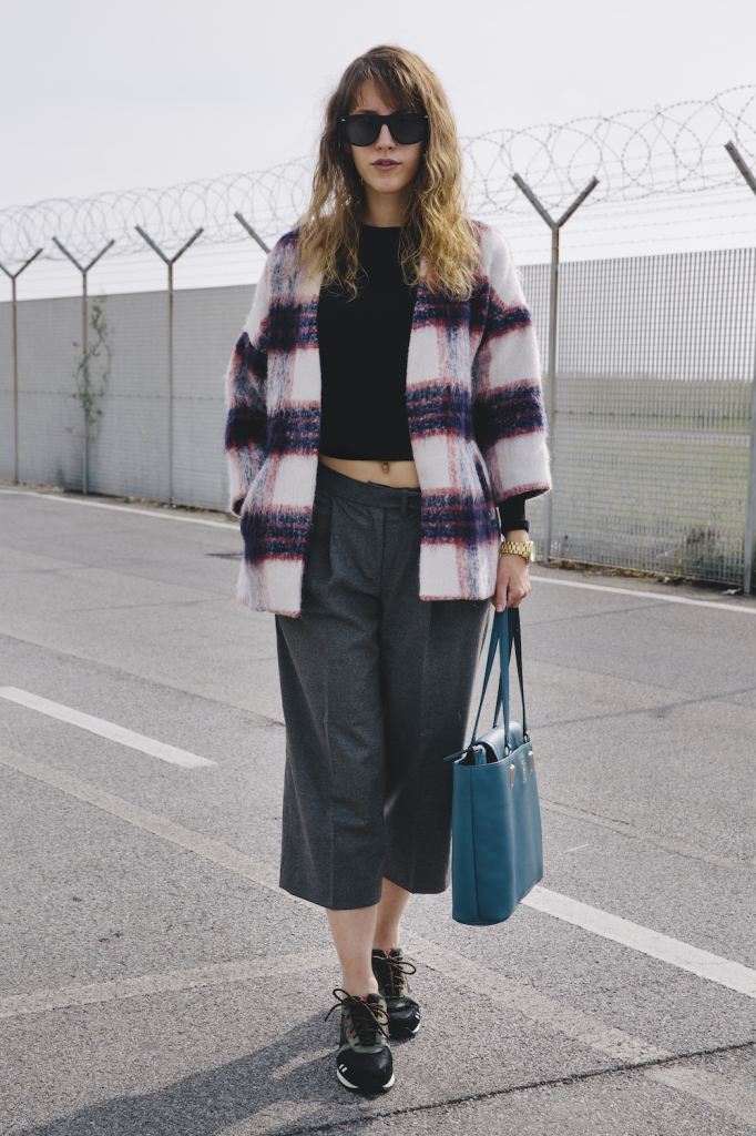 Piero Guidi - outfit inverno - tartan - panta coulottes - sneakers