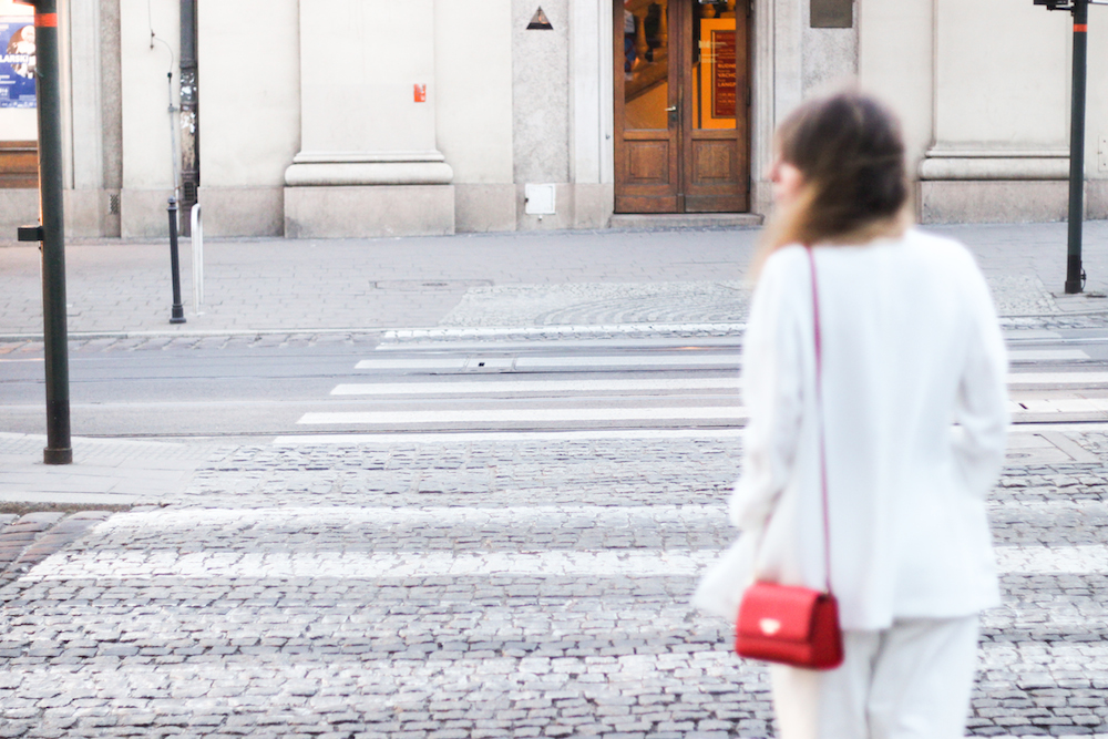 KRAKOW DIARIES | all white everything