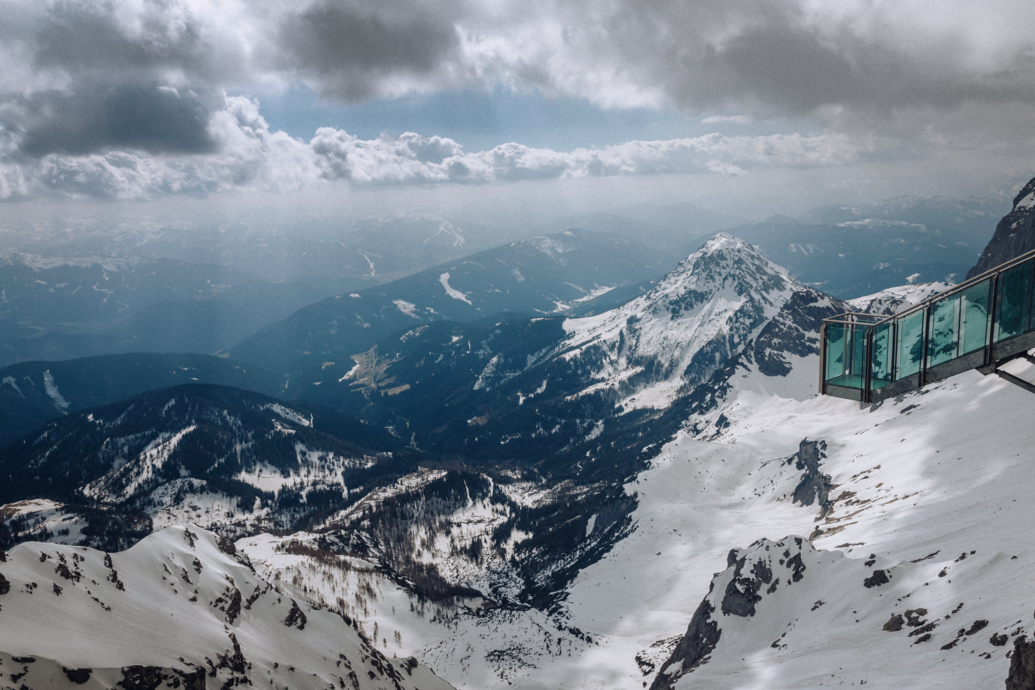 Sky walk a tremila metri ghiacciaio Dachstein