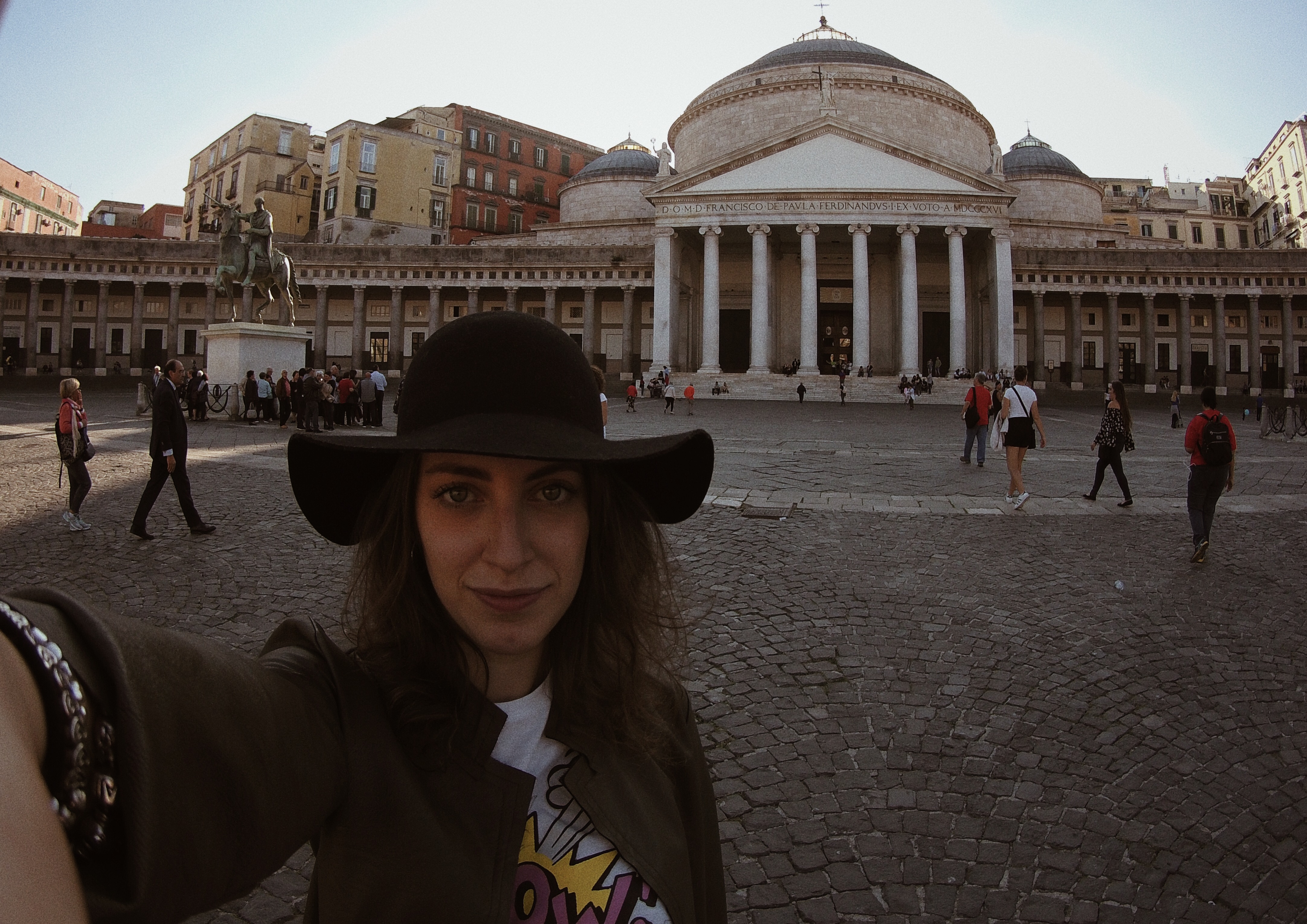 Tatiana Biggi, Piazza del Plebiscito Napoli