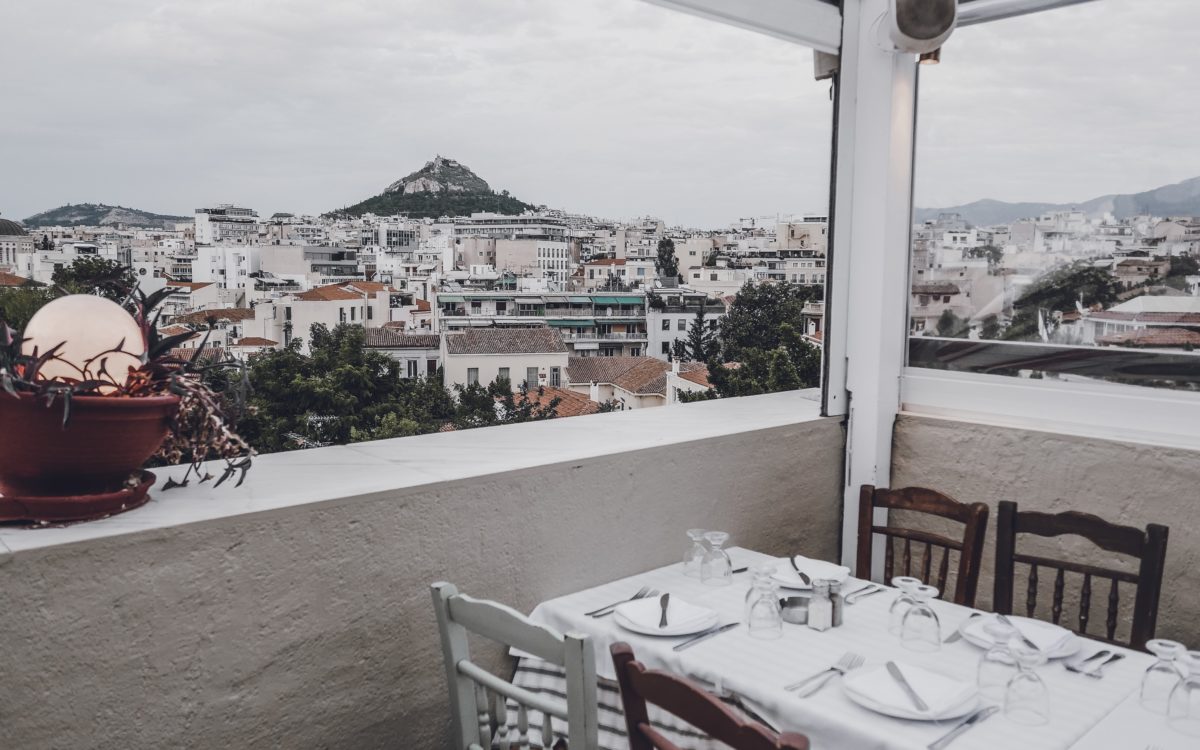 TINGGLY REVIEW | cena con vista ad Atene