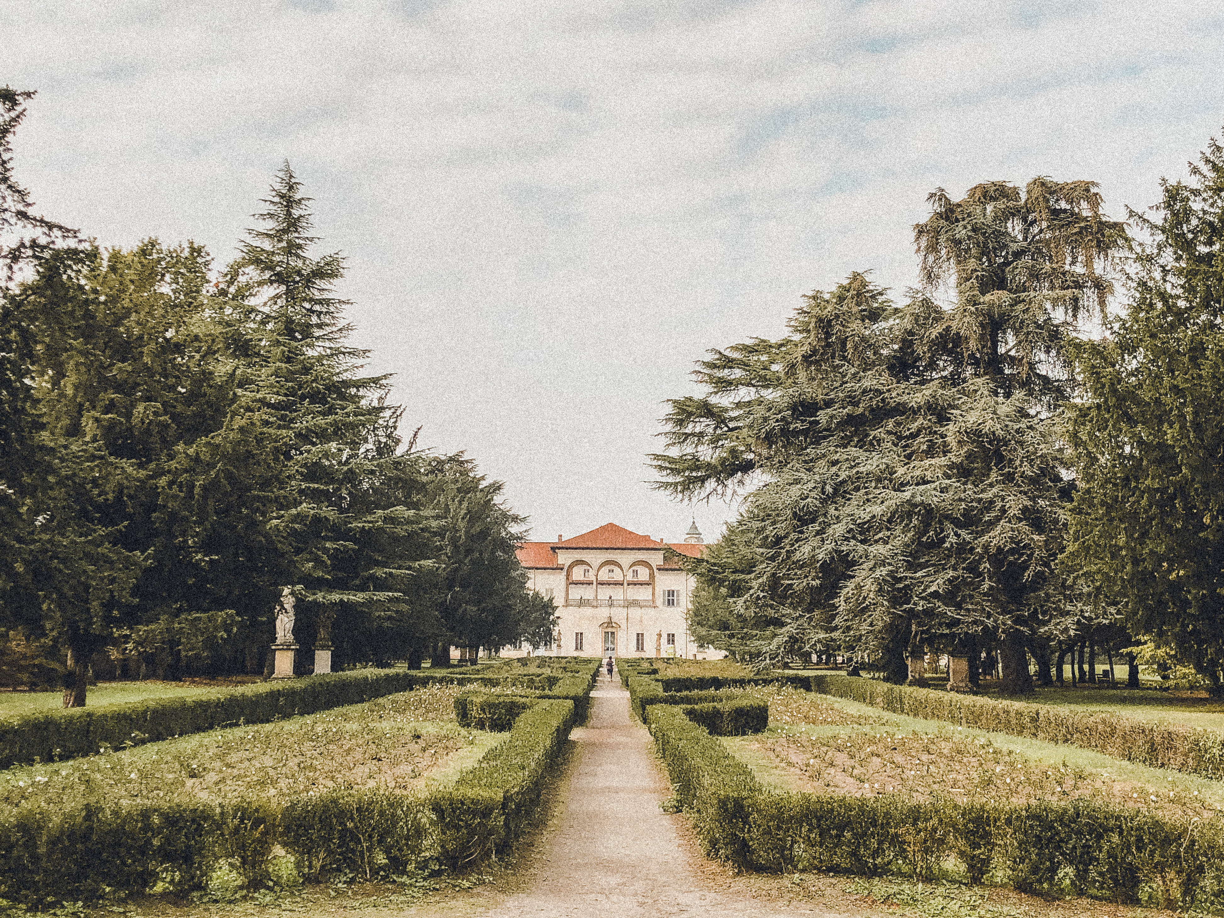 Palazzo Arese Borromeo, Monza